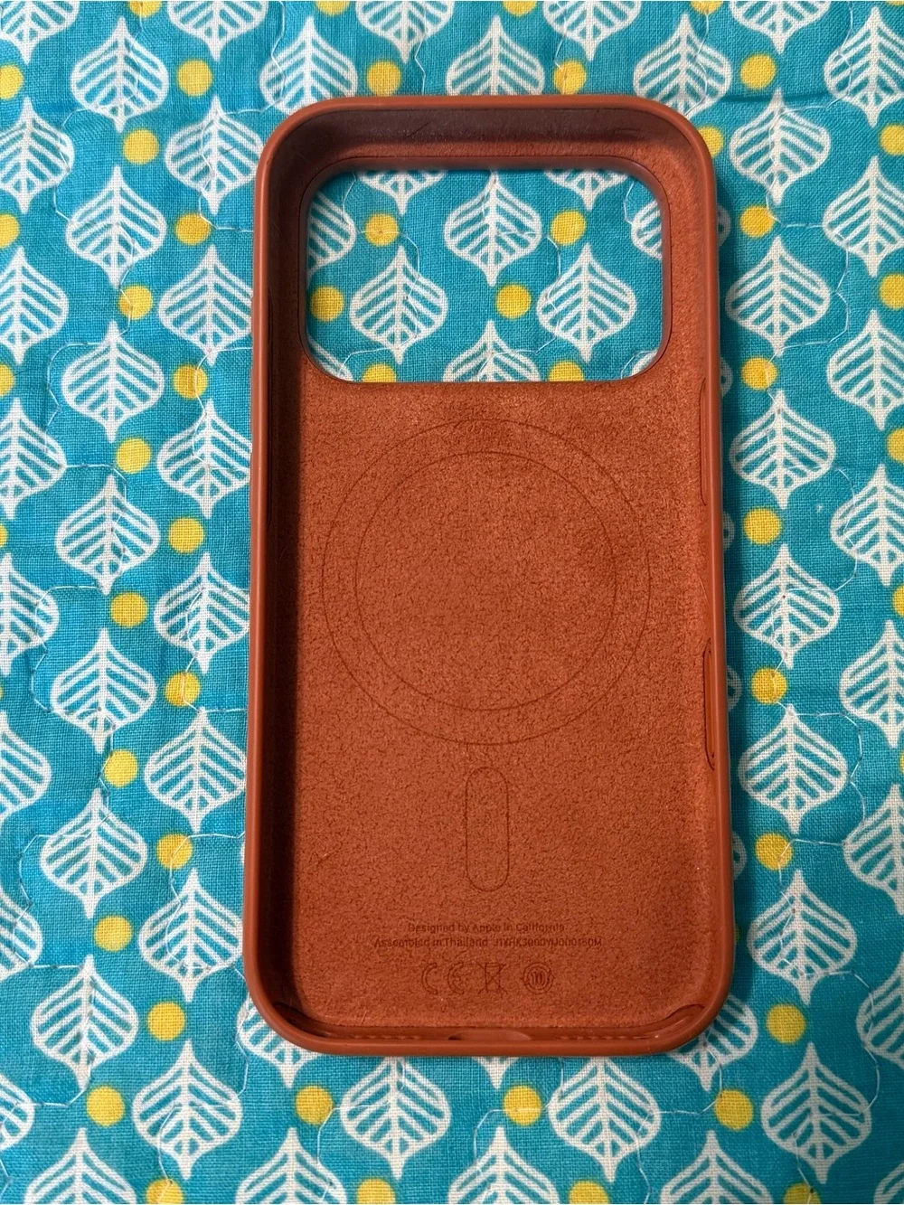 Apple Silicone iPhone 17 Pro Case - TERRA-COTTA
